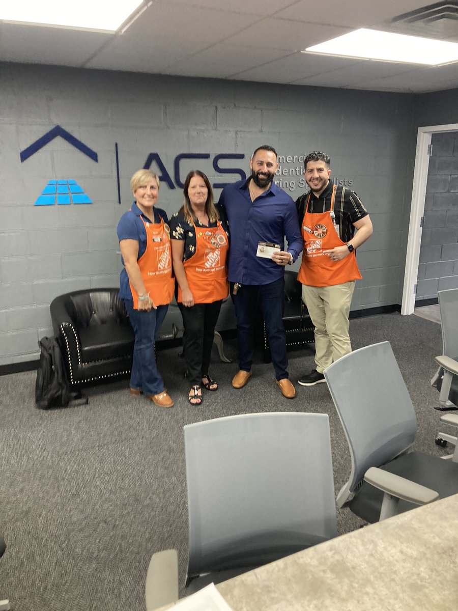 Wadi GM ACS Passaic was awarded a well deserved distinguished service award today from our great NJ Metro partners. Thank you Nader-Lisa and Allison. Way to go Wadi. #acsvalues
