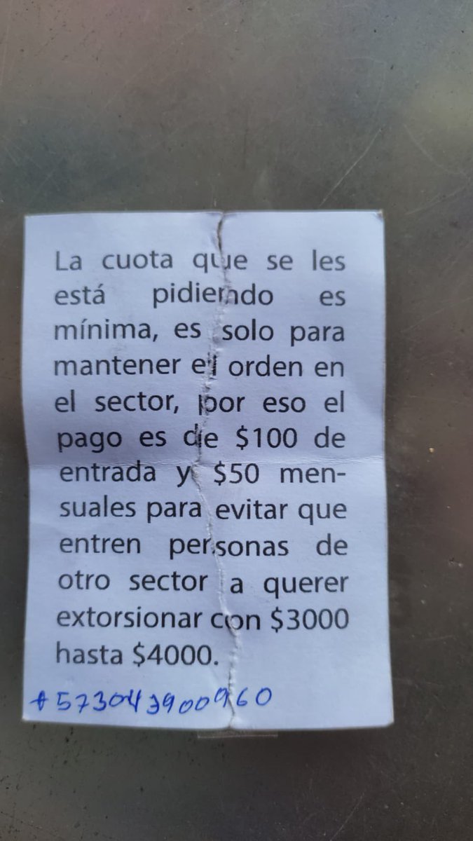 jukarango's tweet photo. @PoliciaEcuador todo vergeles norte está siendo extorsionado @DanielNoboaOk https://t.co/1WmABmz1Cn