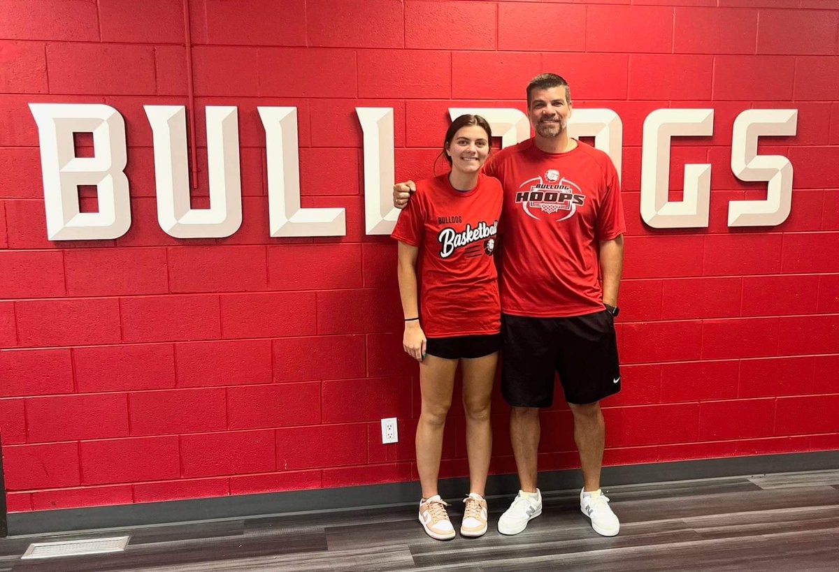 Awesome to have <a href="/miamcdonald4215/">Mia McDonald</a> visit campus after being on my team in Italy for American's Team.