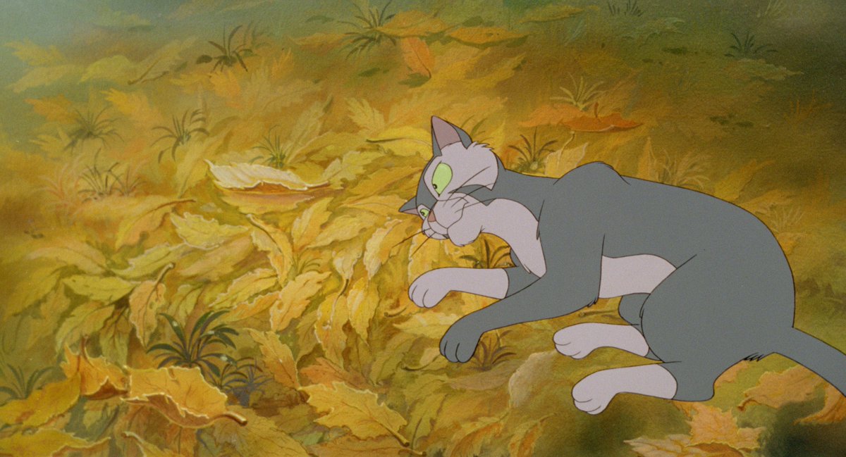 Guess what I'm working on tonight. 

Hint: It's the same thing as the last time I asked.  ;) 

#vintageanimation #cats #francis