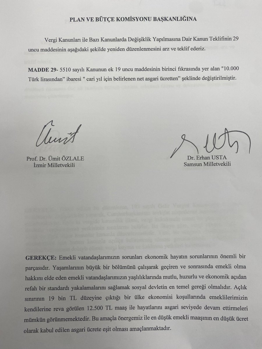 55erhanusta's tweet photo. En düşük emekli maaşının asgari ücret seviyesine yükseltilmesine ilişkin Plan ve Bütçe Komisyonunda verdiğimiz önerge, Cumhur İttifakı milletvekilleri tarafından reddedildi. (Sabaha karşı saat 2 civarı) https://t.co/6xZjboF1S2