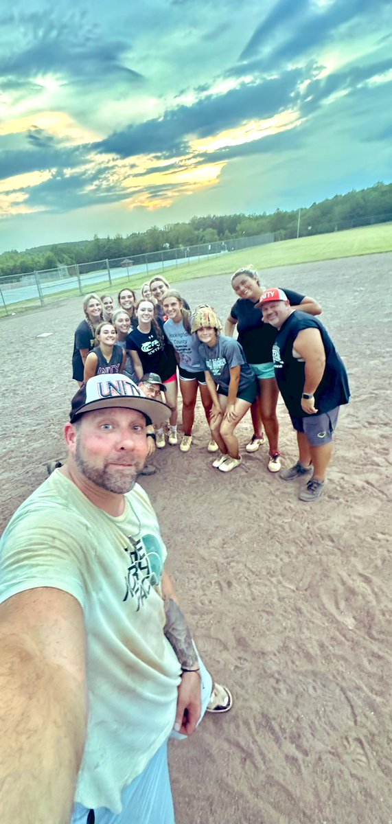 Unity 25 / 26 ( NC ) tweet media