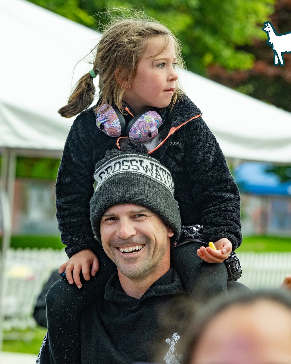 We hope you're all doing your shoulder exercises now to prepare to give our fellow fest-goers a boost 😅 All family members and friends 12 and under are FREE at #THING2024 🧡

Learn more and view the daily schedules now at THINGnw.org | Aug. 9-11 | Remlinger Farms🎶