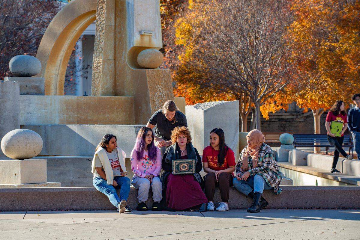 deanza_college's tweet image. 🍁 Apply now for #fallquarter at the college that always #TopsinTransfer! You can view the schedule of classes at deanza.edu/schedule/. #TopsinCareerTraining #backtoschool #fallquarter