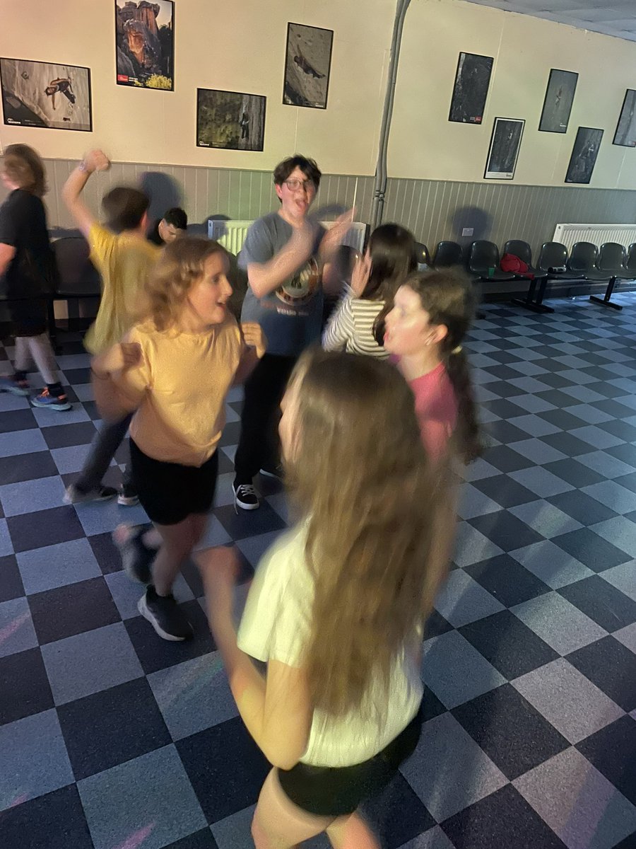 KHS 3-19 WELSH tweet media