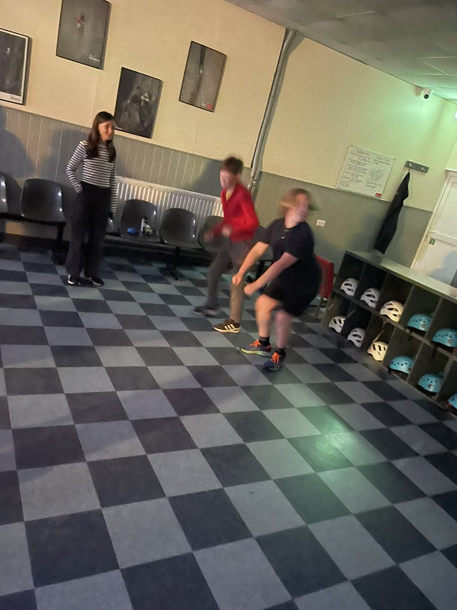 KHS 3-19 WELSH tweet media