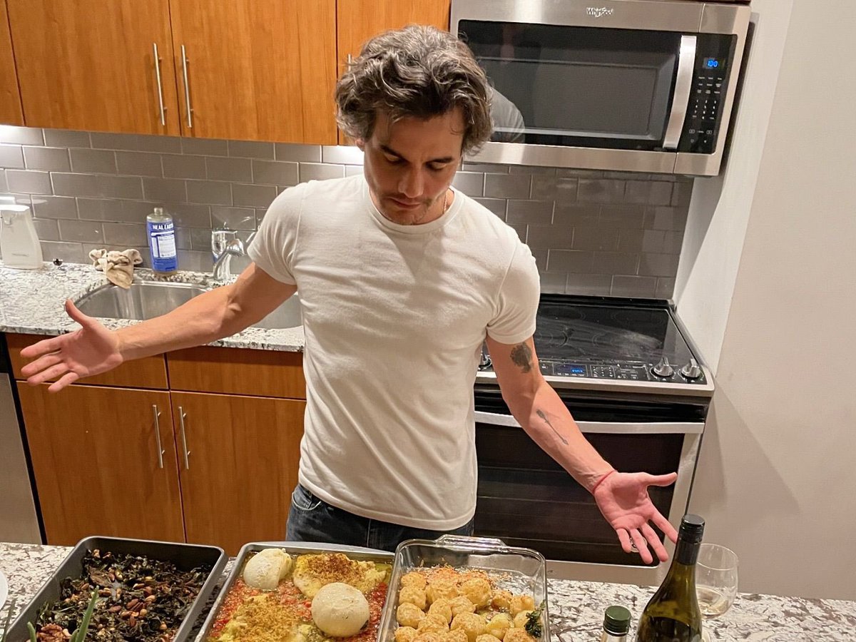 acervowagmoura's tweet photo. Você comeria a comida desse humilde chef? https://t.co/NWSI9SmuUx