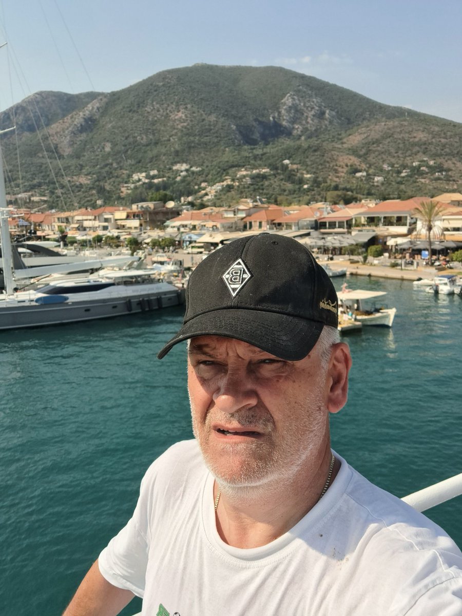 MilosTopalovic2's tweet photo. @gladbach @lefkada @Eine_Borussia https://t.co/JiacpoFDb3