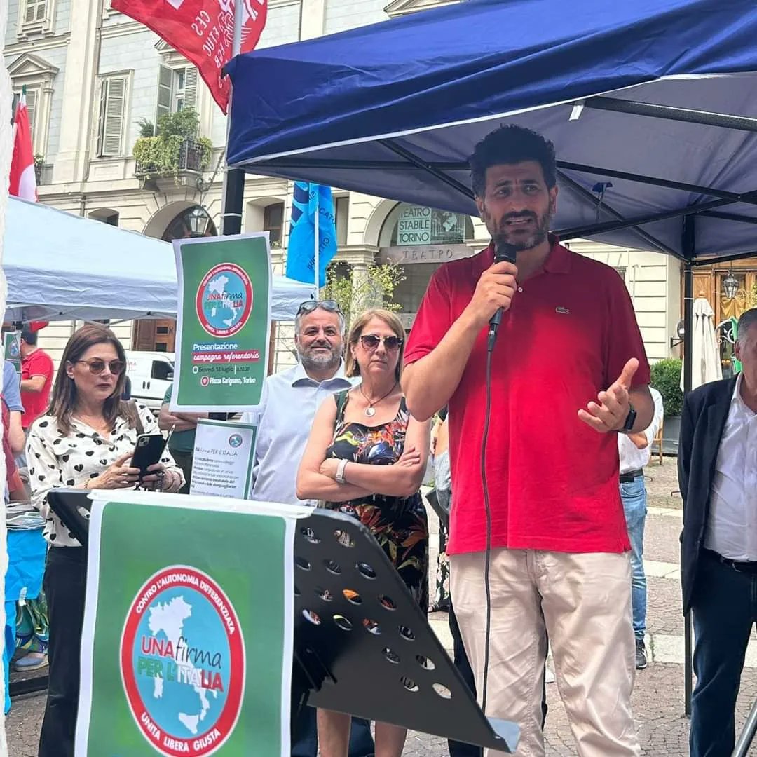 pdasti's tweet photo. Presentazione raccolta firme per referendum abrogativo #autonomiadifferenziata 

@mimmorossi @AndreaGiorgis https://t.co/B9ZgqN6XJy