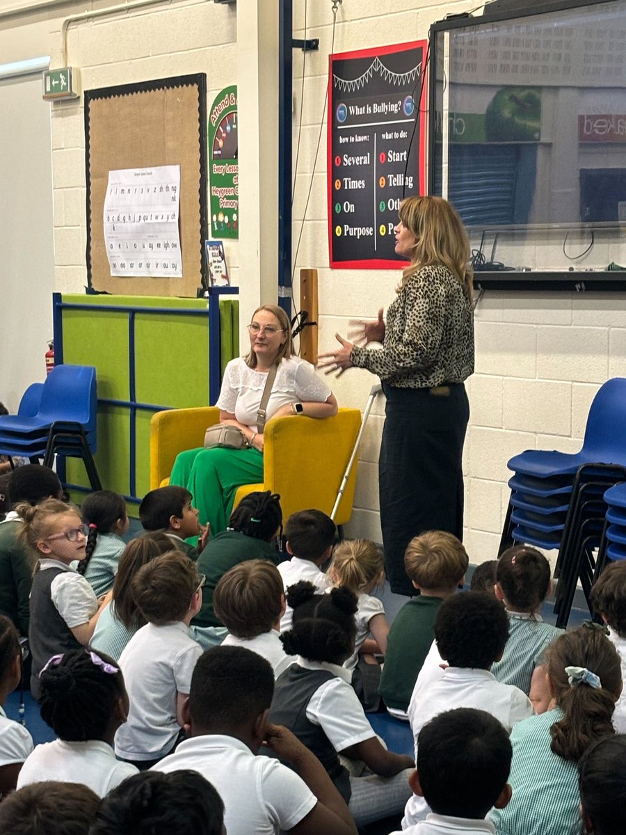 A huge thank you and goodbye to Mrs Chambers who leaves us after 17 years of service! Thank you for your dedication and support to our school community! You will be missed! 💚👏⭐️ <a href="/RainbowEduMAT/">Rainbow Education MAT</a>