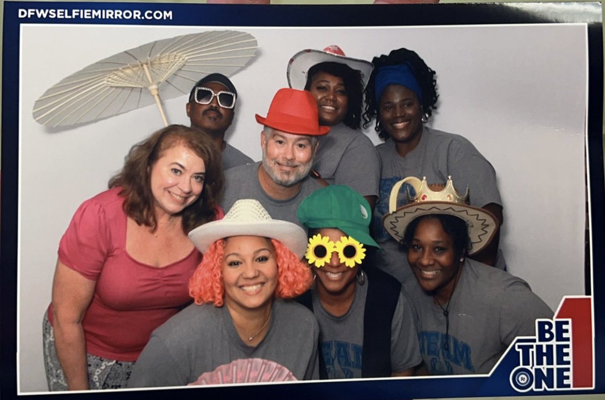 Ohhhh just having a little adult fun at <a href="/RichardsonISD/">Richardson ISD</a> Connects Conference Day 3 #RISDBeTheOne <a href="/clsteward1/">Carmen Steward</a> <a href="/atefferaCMLC/">Alex T.</a> <a href="/TJNavin/">T.J. Navin</a>