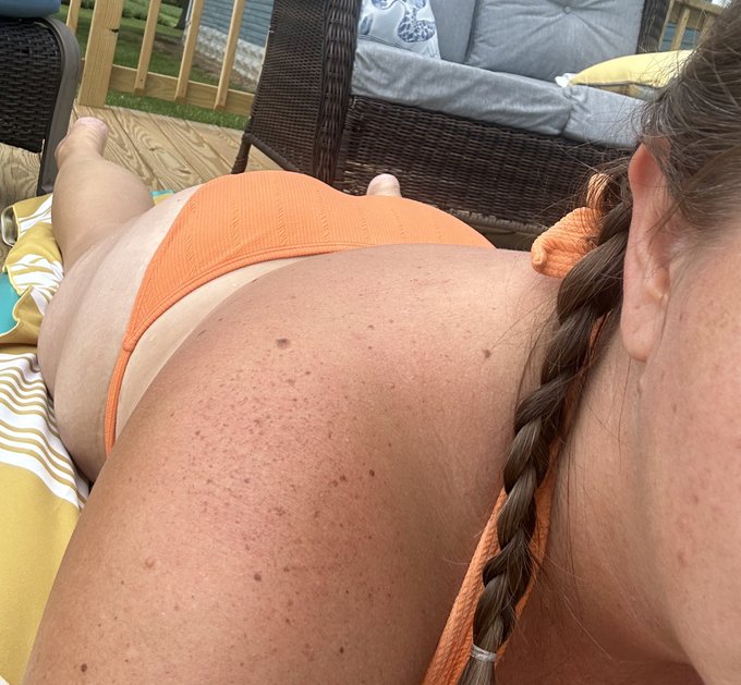 Had a nice relaxing afternoon by the pool. Happy Thick Thursday 😘 #milfs #followme #THICK #relaxing #bikini<a href="/tag/bikini"class="tags"><span>#bikini</span></a><a href="/tag/followme"class="tags"><span>#followme</span></a><a href="/tag/thick"class="tags"><span>#thick</span></a><a href="/tag/relaxing"class="tags"><span>#relaxing</span></a><a href="/tag/milfs"class="tags"><span>#milfs</span></a>