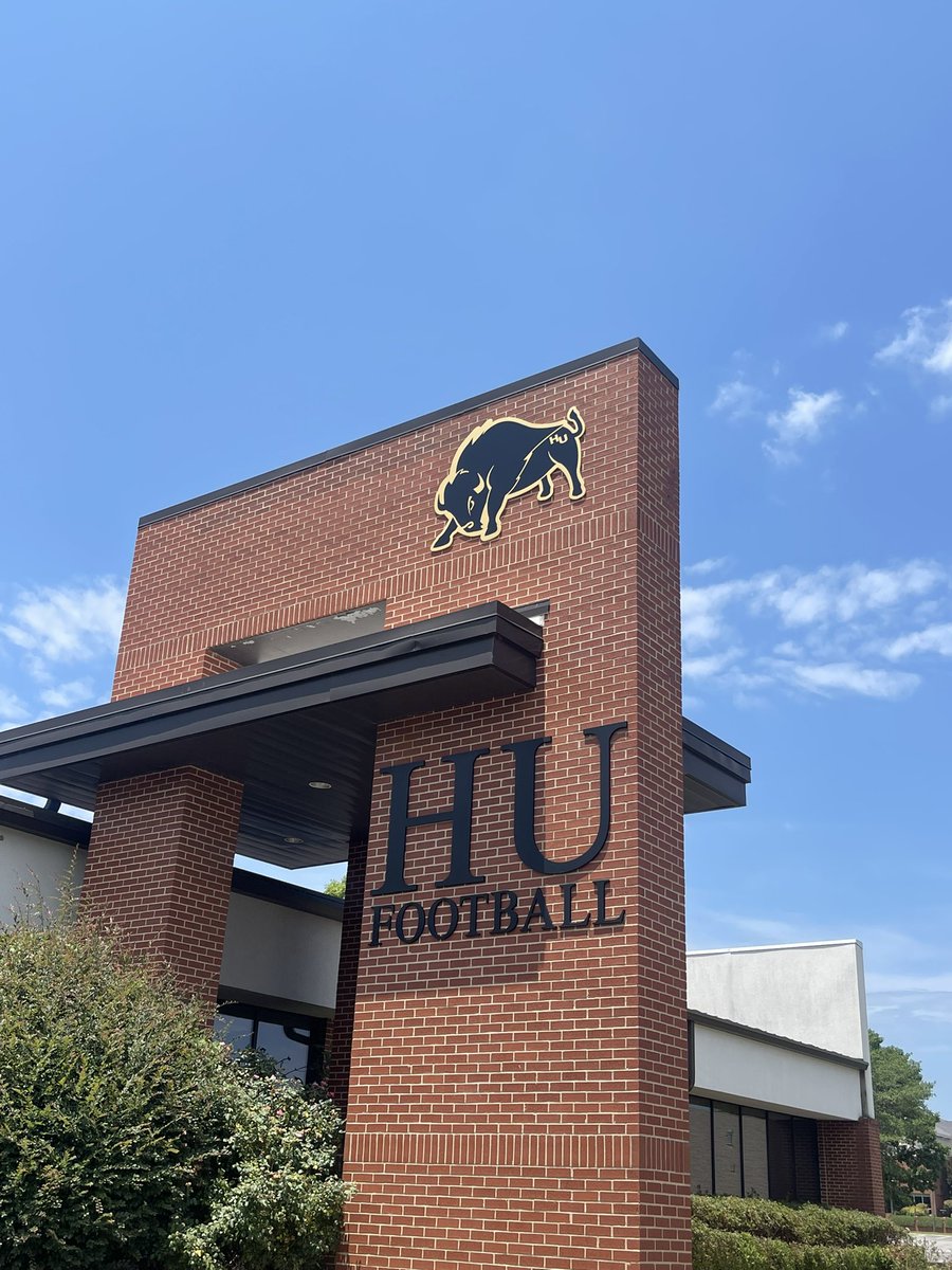None of this would be possible without my lord and savior Jesus Christ. I want to thank <a href="/PaulSimmonsHU/">Paul Simmons</a> and <a href="/CoachBigHU/">Trevon Biglow</a> for giving me the opportunity to further my career!! With that being said I will be committing to Harding University!! #GoBisons 🦬