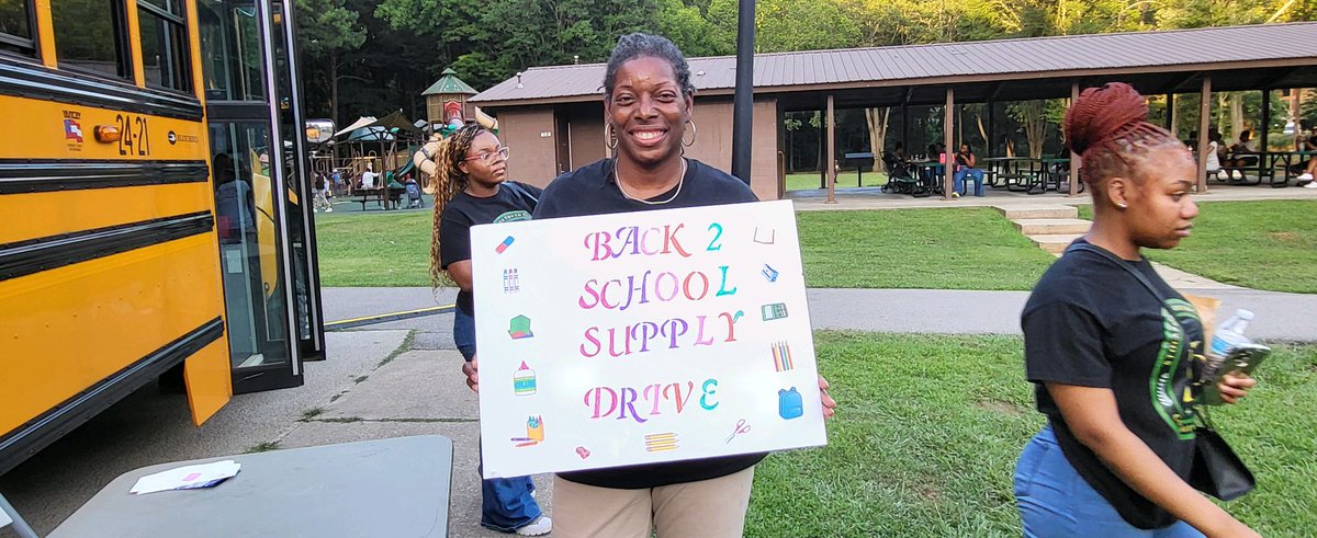 samvalme's tweet photo. A huge thank you to our wonderful neighbors, city officials, and everyone who donated supplies and contributed financially. Your generosity is creating a significant positive impact in our community!

#FillTheBus #StockbridgeYouthCouncil #CommunitySpirit #SupportLocalStudents https://t.co/SBm2G2uAag