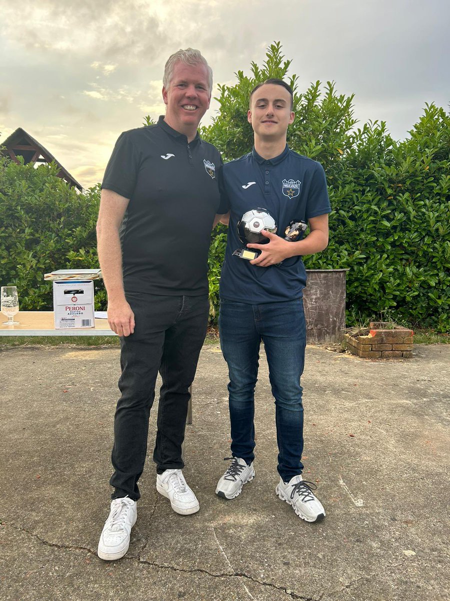 Our U14 award winners for 23/24 season

Parents player- Stanley 
Coaches Player- Freddie
Players Player- George 

Well done boys 

COYP!