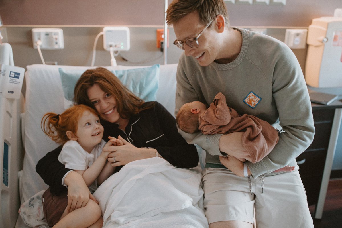 Bentherip's tweet photo. The offseason is just getting better for anyone with Mackinnon in their name. World meet Mackinnon Grace Ripperton! Mackinnon’s have 1 Heart trophy, 1 Ted Lindsay trophy and 1 happy healthy baby! https://t.co/ywJEeippNp