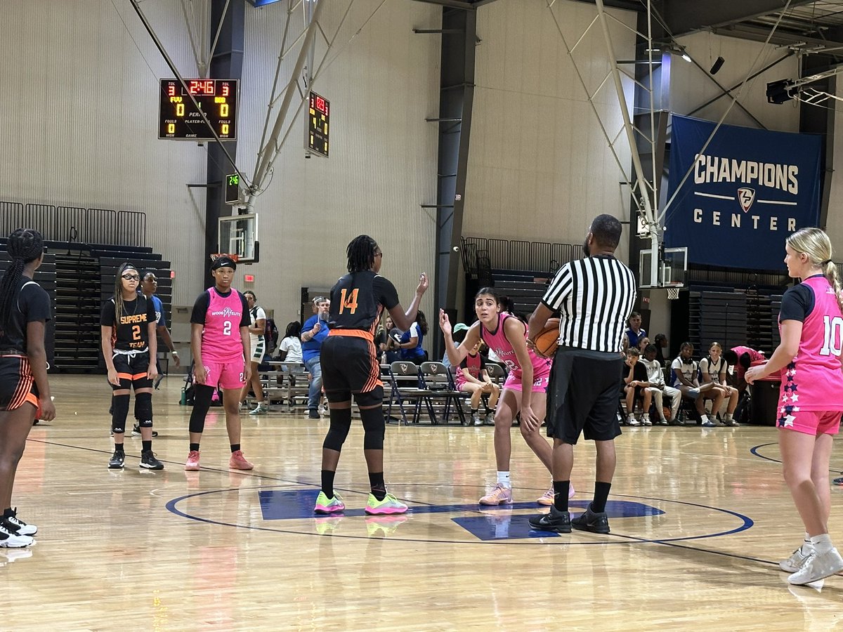 #WarGames285 14U

<a href="/WoodEliteSkillz/">Quinton Wood</a> Keys vs. <a href="/SupremeTeamGbb/">Supreme Team Girls Basketball</a> Youngunz