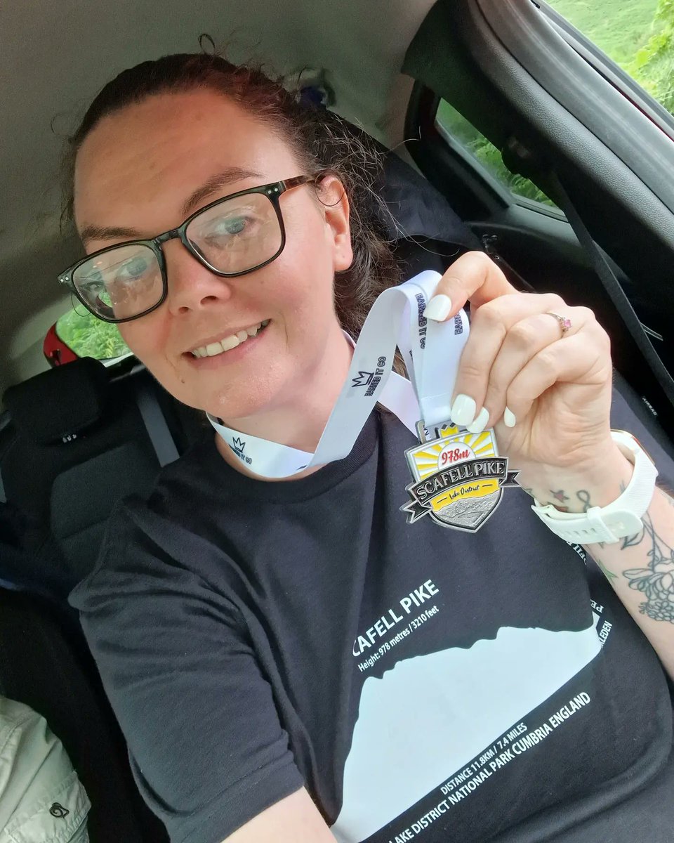 Rebecca 😁 tweet media