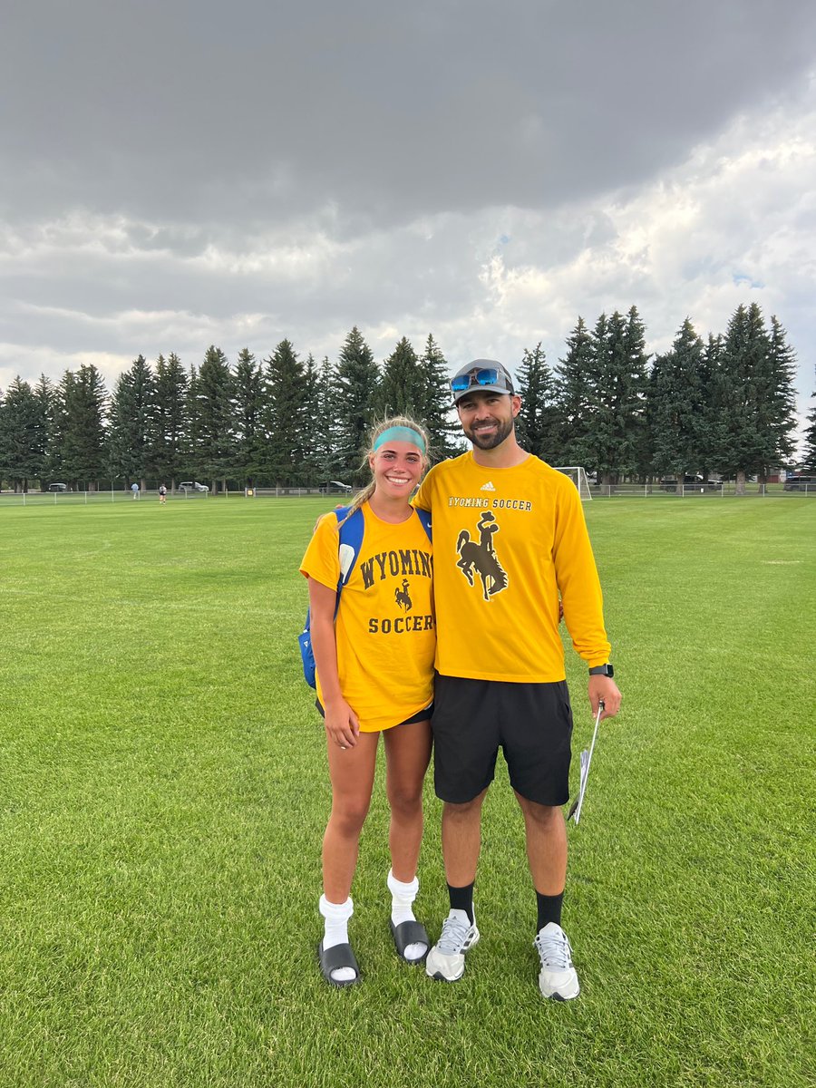 JaceyPhillips25's tweet photo. Thank you @wyosoccer for putting on this great ID camp. I truly enjoyed this camp and getting to know all the coaches and players. I love the environment and campus here! 💛🤎 #cowgirlup #GoWyo
@ImYouthSoccer @ImCollegeSoccer @TopDrawerSoccer @NCAASoccer @SRUSA_Official @GoMVB https://t.co/71kaaBOYoz