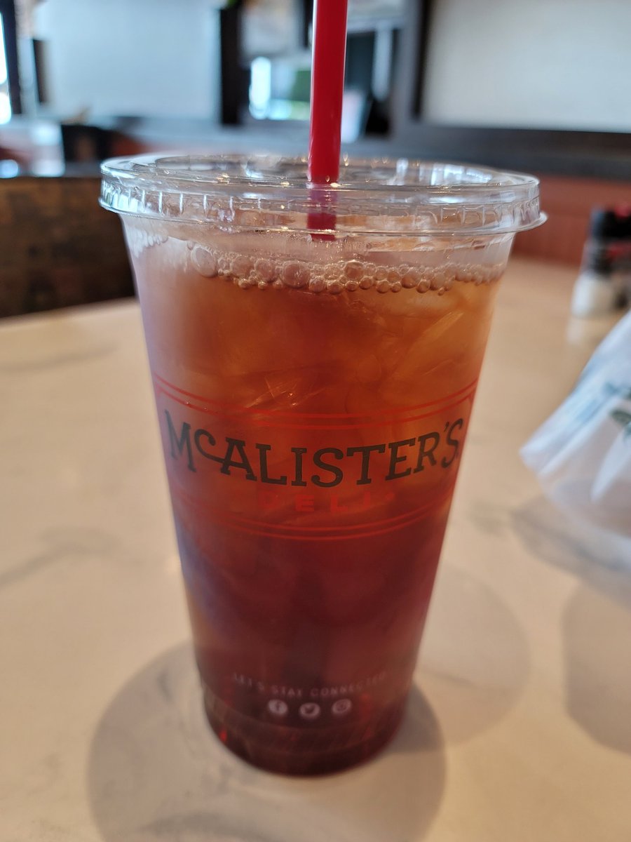 nkim47's tweet photo. #FreeTeaDay @McAlistersDeli https://t.co/7i0ZXsX4pY