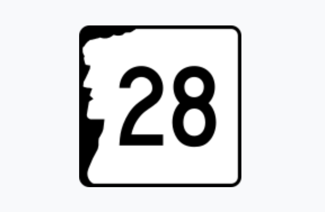RockinghamAlert's tweet image. Salem, NH *MOTORCYCLE CRASH* N Broadway (Rte 28) IAO Aroma Joe's - Motor vehicle crash involving a motorcycle, serious injury reported, roadway is closed, seek an alternate route - 7/18 - 16:45 #NHTraffic #Rte28 #SalemNH