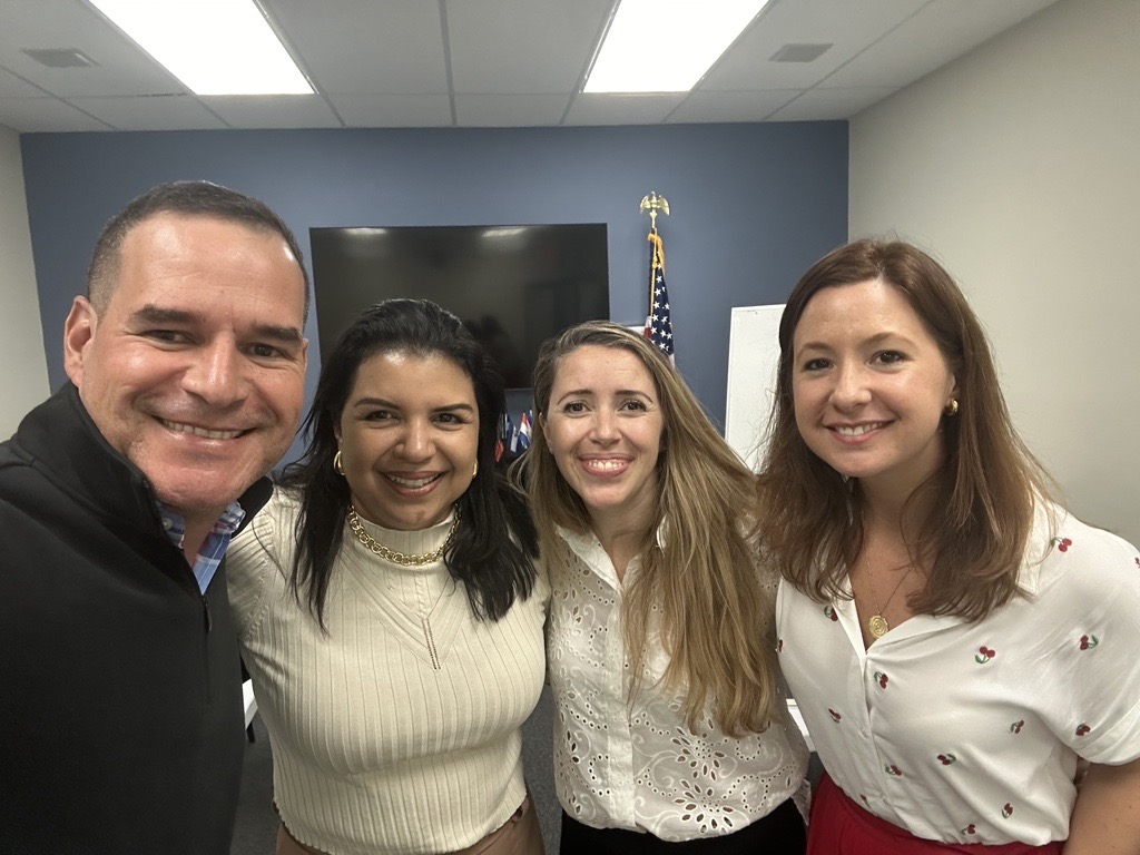 ProsperaUSA's tweet image. 🤝 In South Florida, we recently met with @HispanicUnity to continue identifying opportunities for our clients and to strengthen our community partnership, well look forward to our continued collaboration. 
 
#ProsperaUSA #HispanicUnity #Community