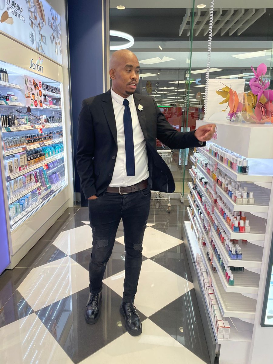 dinho_gee's tweet photo. "The Difference Between Style And Fashion Is Quality" https://t.co/dERq4paYYJ