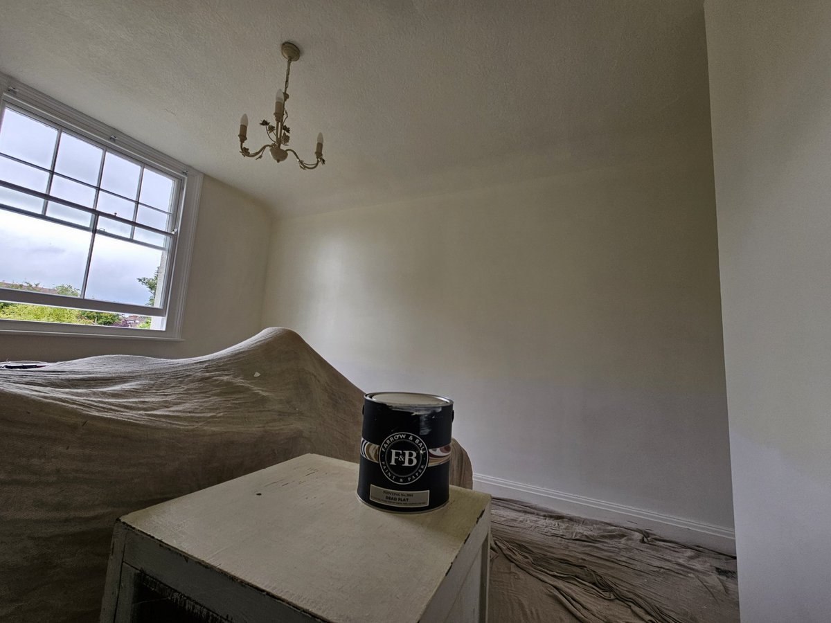 ipaintoxford's tweet photo. It is great to see the customers' vision become reality.
@FarrowandBall Dead Flat Matt. https://t.co/1LqSD3rSuI