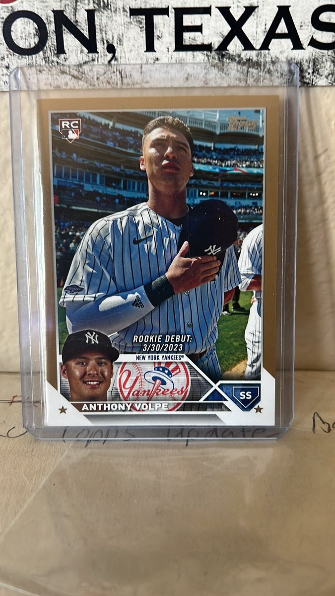 CAMosier's tweet photo. @GotdemCards @evildrprkchp Trade-Up Thursday

Going to conduct a little experiment to see how long it takes to trade up from high number print run to a single digit print run and document it here.  

Starting with /2023. Let me know what you have #TheHobby #Topps #whodoyoucollect #TradeupThursday https://t.co/X5QyqUpyAm