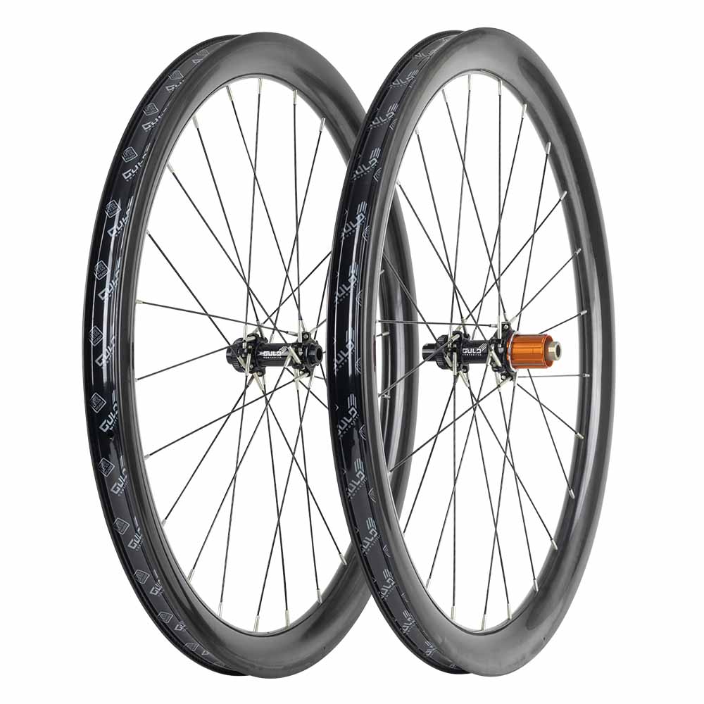 Built to be stiff and comfortable for consistent and confident off-road descending, the Gulo GGA 44 ultra-wide, gravel adventure wheelset's ultra-wide 44mm rim width recaptures airflow off tires, improving your aerodynamics regardless of surface. gulocomposites.com/product/gga-44