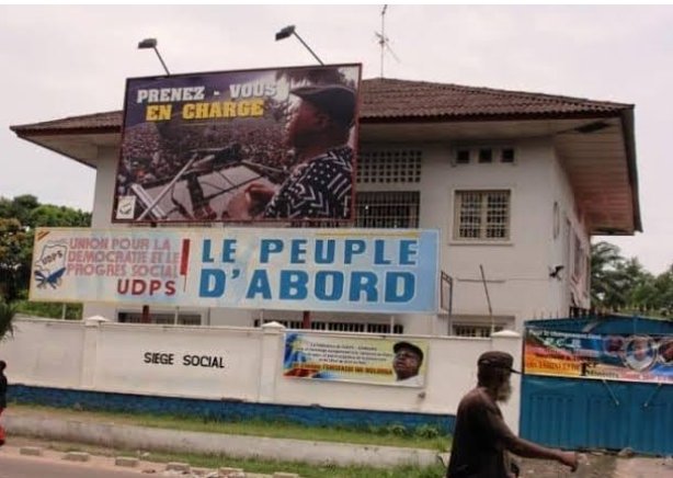 IsralMutombo11's tweet photo. Depuis l'indépendance de la République démocratique du Congo en 1960, plusieurs régimes politiques se sont succédé à la tête du pays : le MPR de Mobutu, l'AFDL de Laurent Désiré Kabila, le PPRD de Joseph Kabila et l'UDPS de Félix Tshisekedi. Parmi ces différents régimes, lequel a le mieux dirigé le pays en termes d'une vision claire, de bonne gestion publique et de développement durable ?