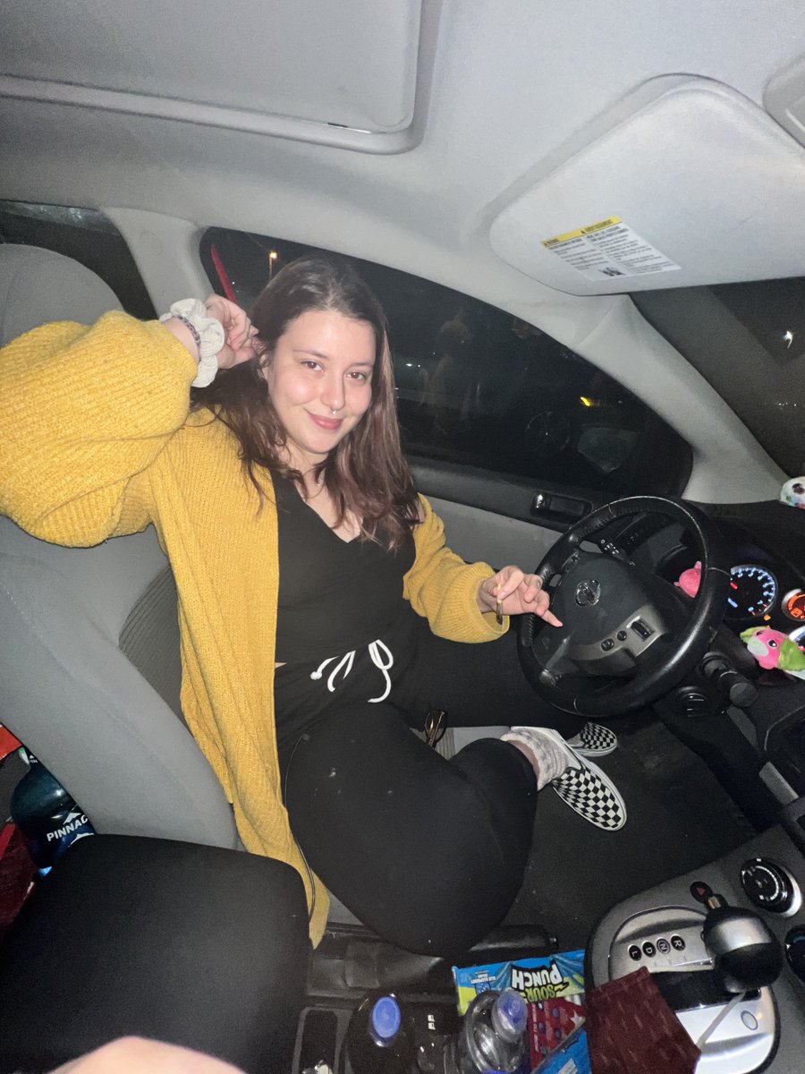 green fried tomatoes 🍅 tweet media