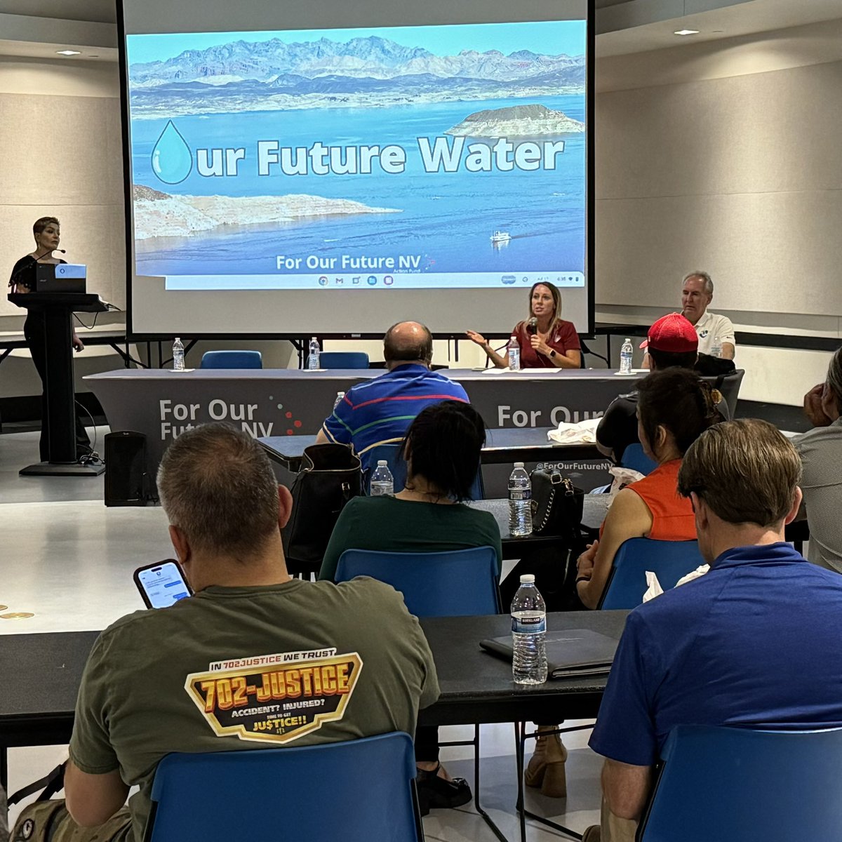 ForOurFutureNV's tweet photo. We had the opportunity yesterday to inform working families about the incentives and federal funds coming from @POTUS’ #CleanEnergyPlan!
Now more families have the resources they need to save money and keep up to date with infrastructure updates coming to their communities! https://t.co/Oo1XlxdgTJ