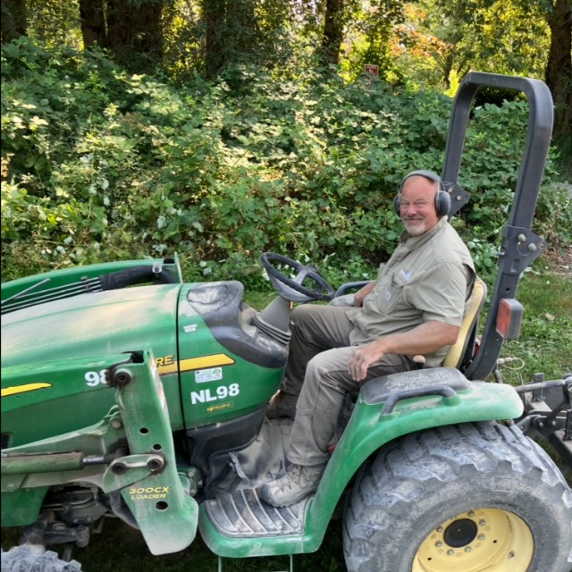 snocoparks's tweet photo. The Pilchuck Trailhead is now reopened, regraded and ready for your weekend adventures! Thanks to our maintenance crew for the upgrades and to Mike Krediet for the photos! https://t.co/XAFL8MVnb2