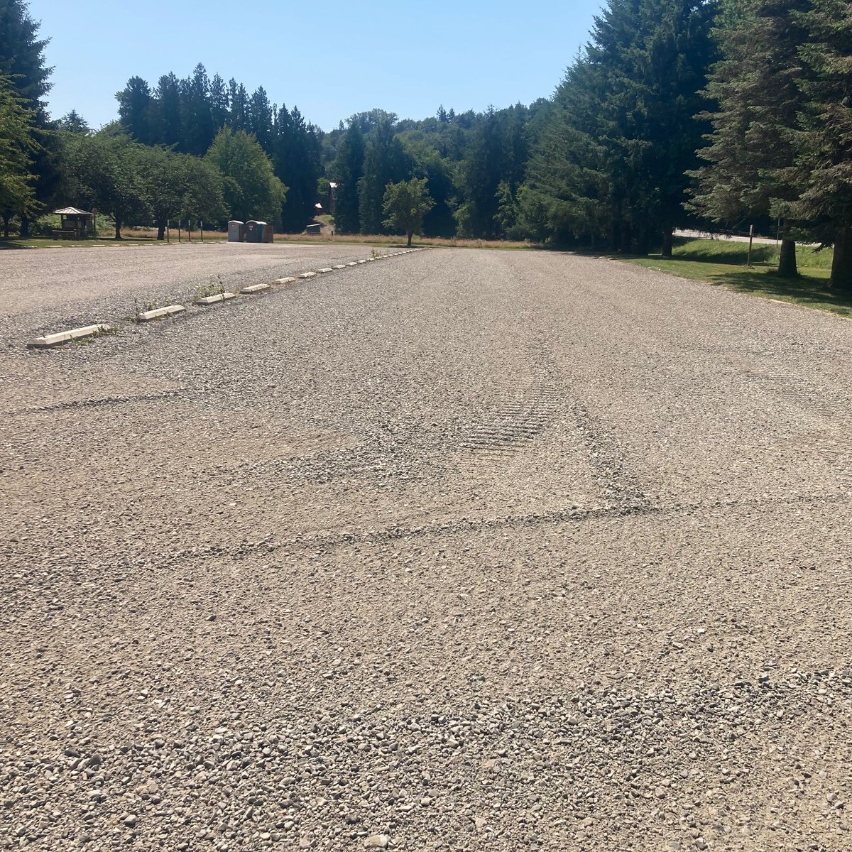 snocoparks's tweet photo. The Pilchuck Trailhead is now reopened, regraded and ready for your weekend adventures! Thanks to our maintenance crew for the upgrades and to Mike Krediet for the photos! https://t.co/XAFL8MVnb2