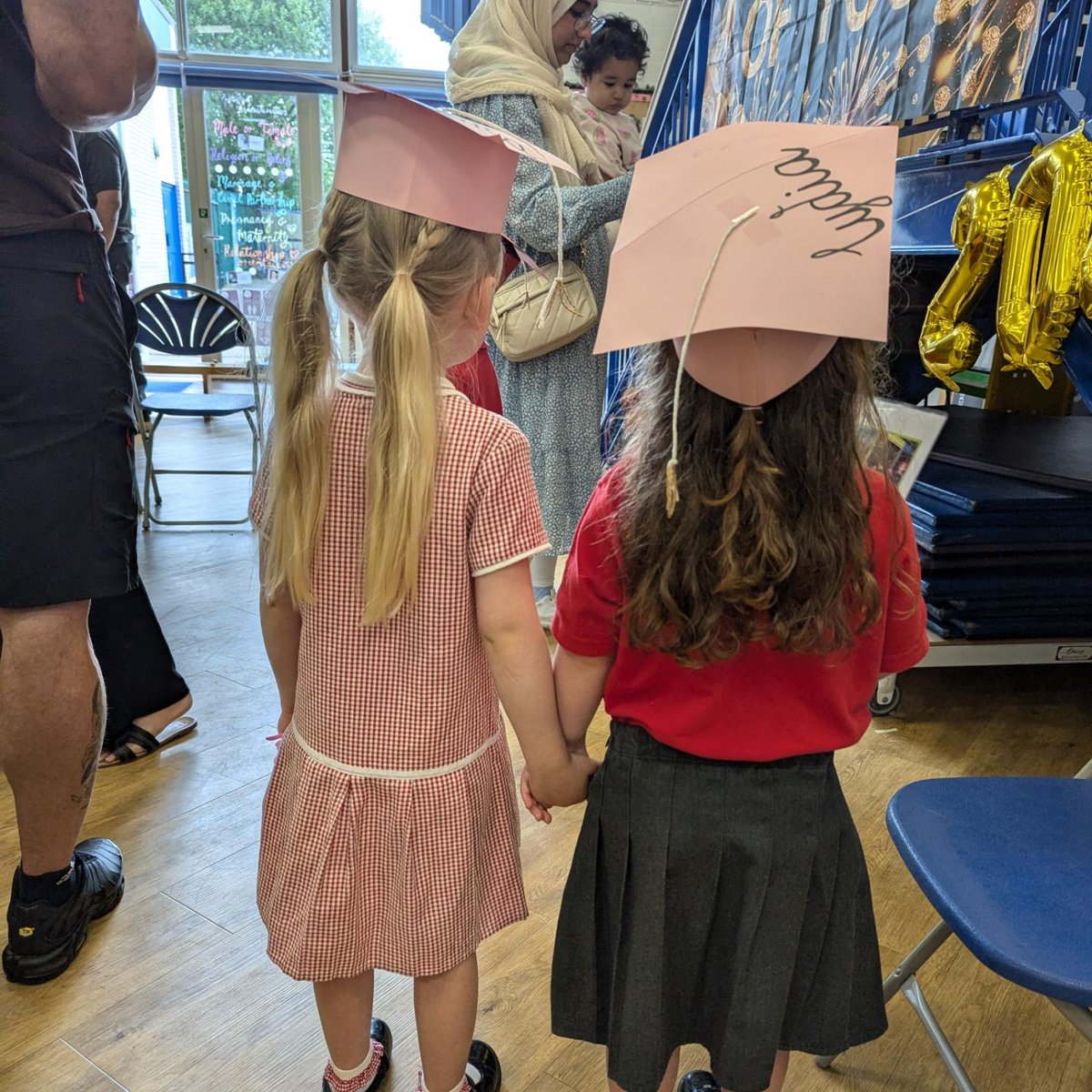 LauraLBagley's tweet photo. 2/3
2 full years she's been at @MasefieldCP Nursery. 2 years of making friends, learning about the world around her and playing hard. Thank you to the wonderful staff who have made her journey so enjoyable. Thank you for all the experiences she's had through her being with you. https://t.co/SAvIUL1KIp