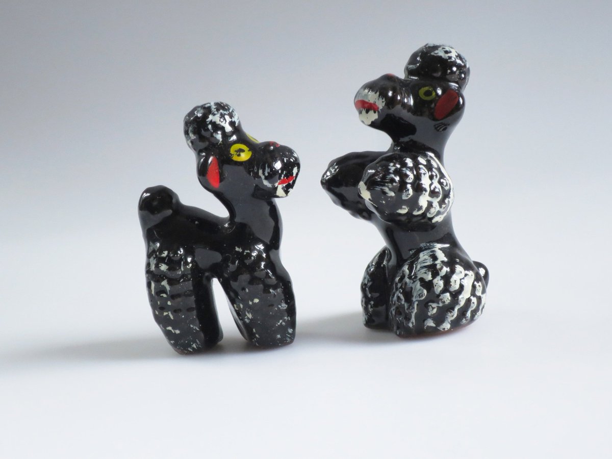 SwirlingOrange1's tweet image. Vintage MCM Japanese Black Poodles, Ceramic Puppies, Kitschy Dog Figurines tuppu.net/5b7fc73a #SMILEtt23 #HappyBDayUSA #SwirlingOrange11 #Etsyteamunity