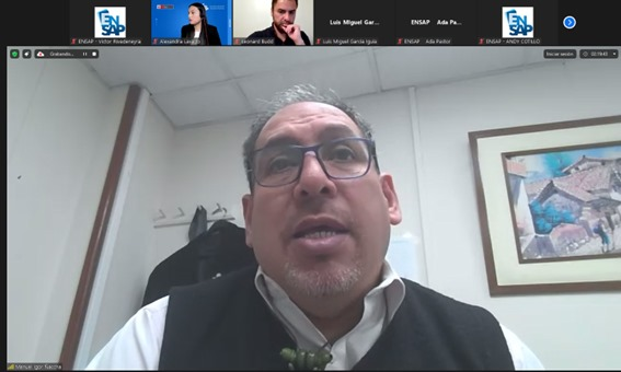 Minsa_Peru's tweet photo. Para capacitar a funcionarios de gobiernos regionales y de las Diresas y Geresas en el marco del #PlanMil, el #Minsa y la Escuela Nacional de Salud Pública realizaron la segunda videoconferencia sobre esta estrategia integral, donde 600 participantes interesados conocieron sobre procesos de mejorar la inversión en el primer nivel de atención. ✅
➡️ Más información sobre las próximas capacitaciones en: https://t.co/uHV3Yf8jlj