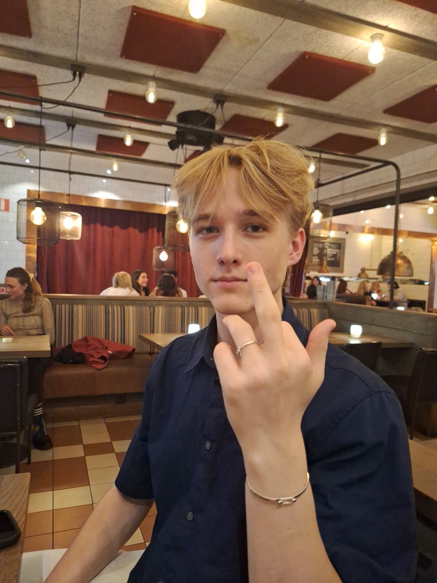 Bartek22830 tweet media