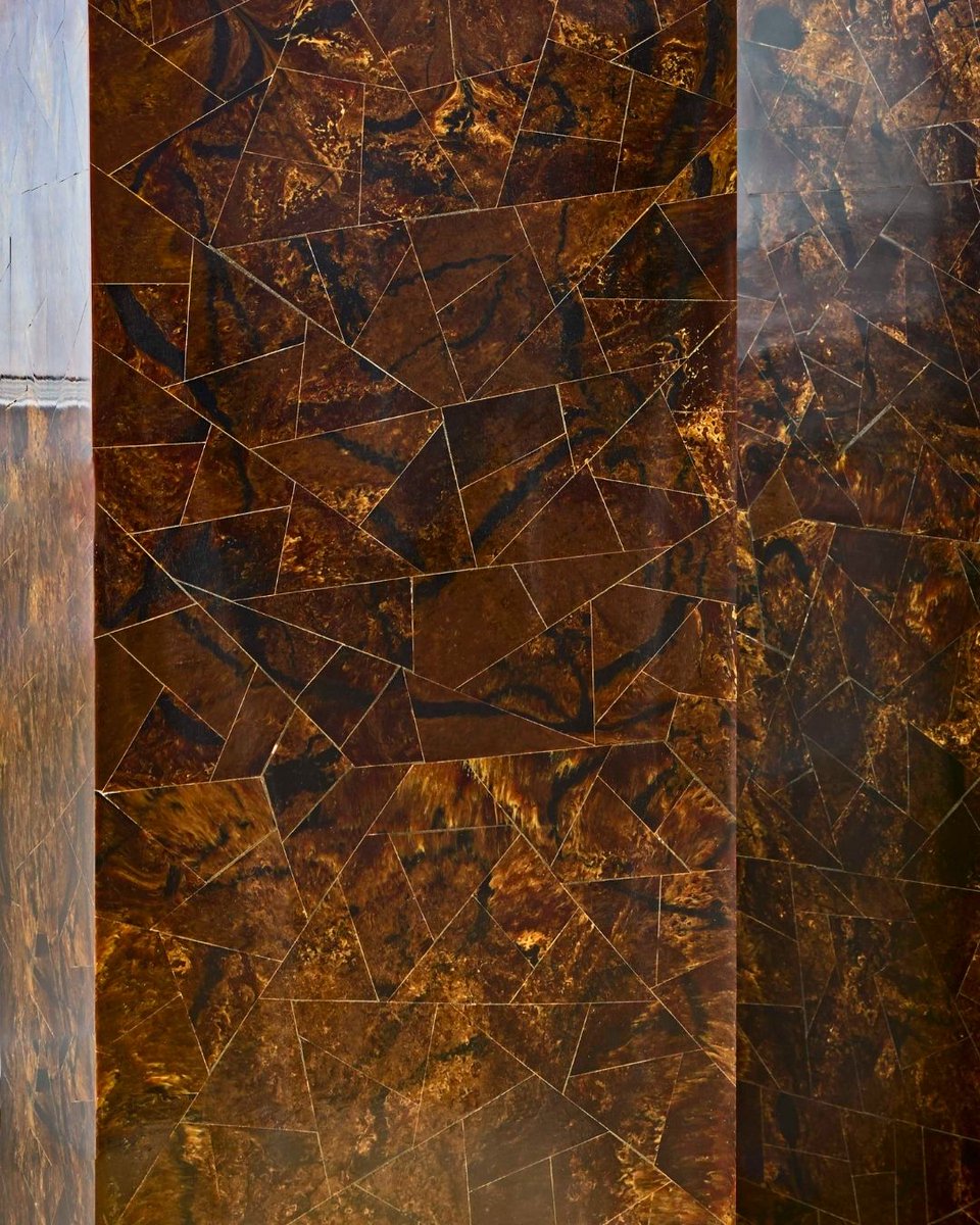 CyanDesignHome's tweet image. Take your display to the next level with the Taurus Pedestals. Hand-cut faux brown horn creates an eye-catching veneer, perfect for showcasing your favorite décor.🌟 

#cyandesign #cyanspring24 #designoutloud