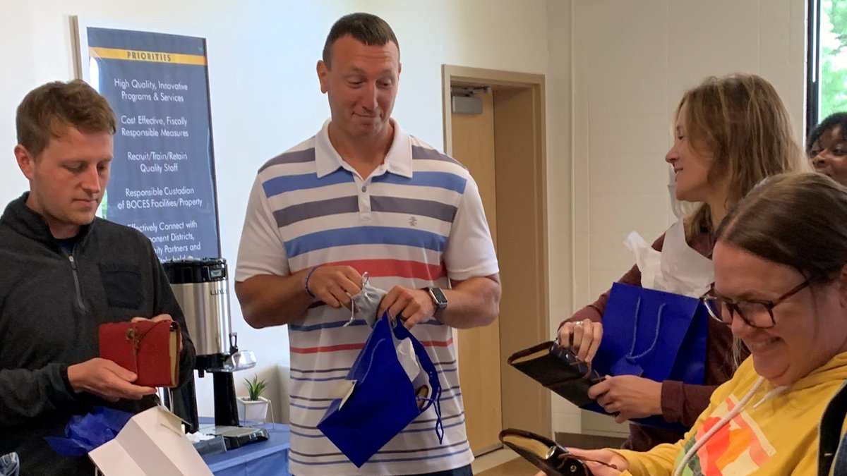 Dr. Lynn Allen tweet media