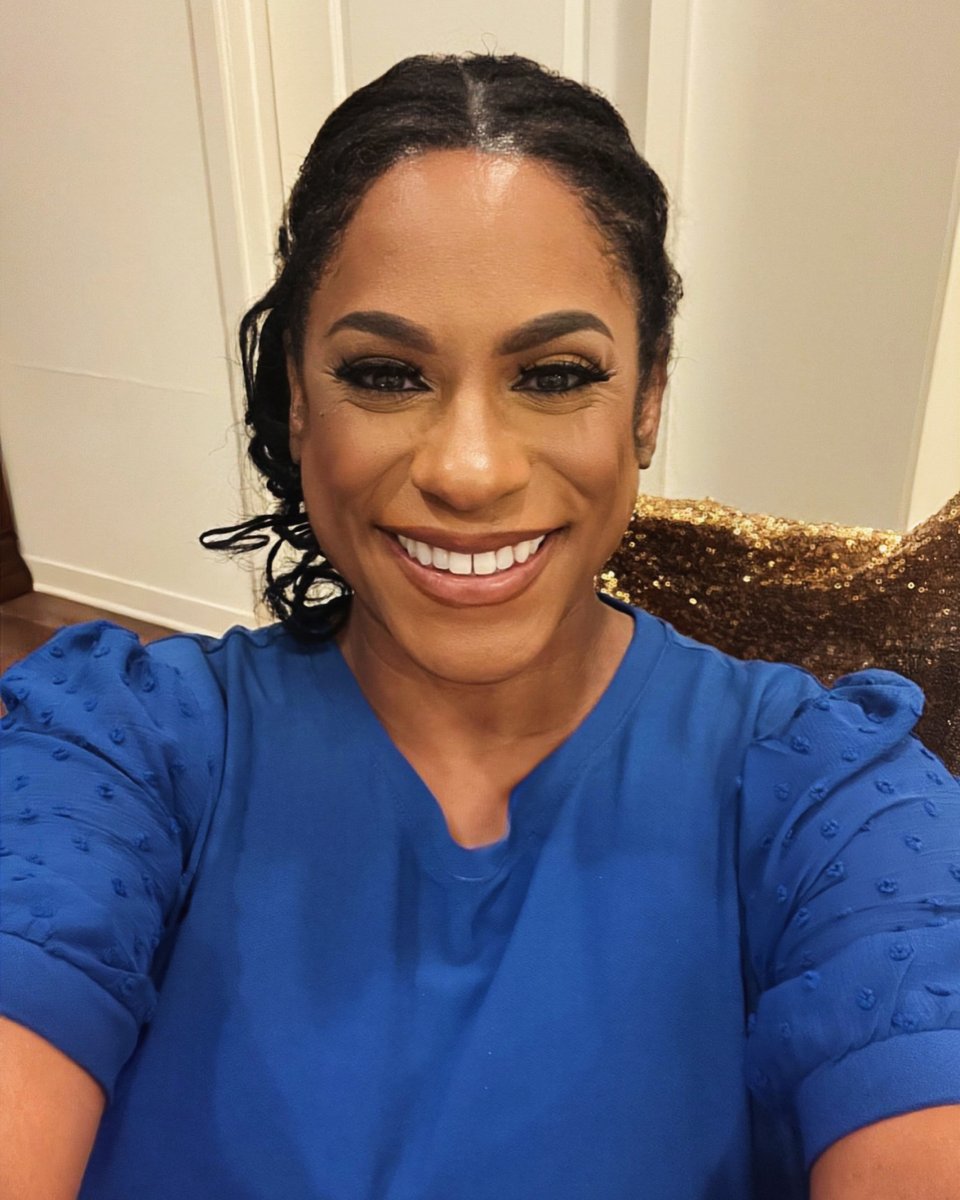 TonyaWare's tweet photo. Smile! You are LOVED! https://t.co/9EQwyzZVbo