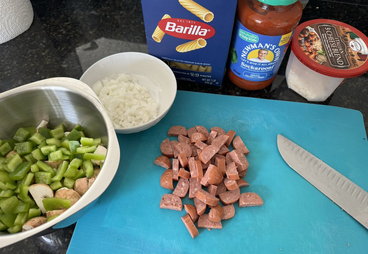 Aquilae_80085's tweet image. The prep.

#YesChef