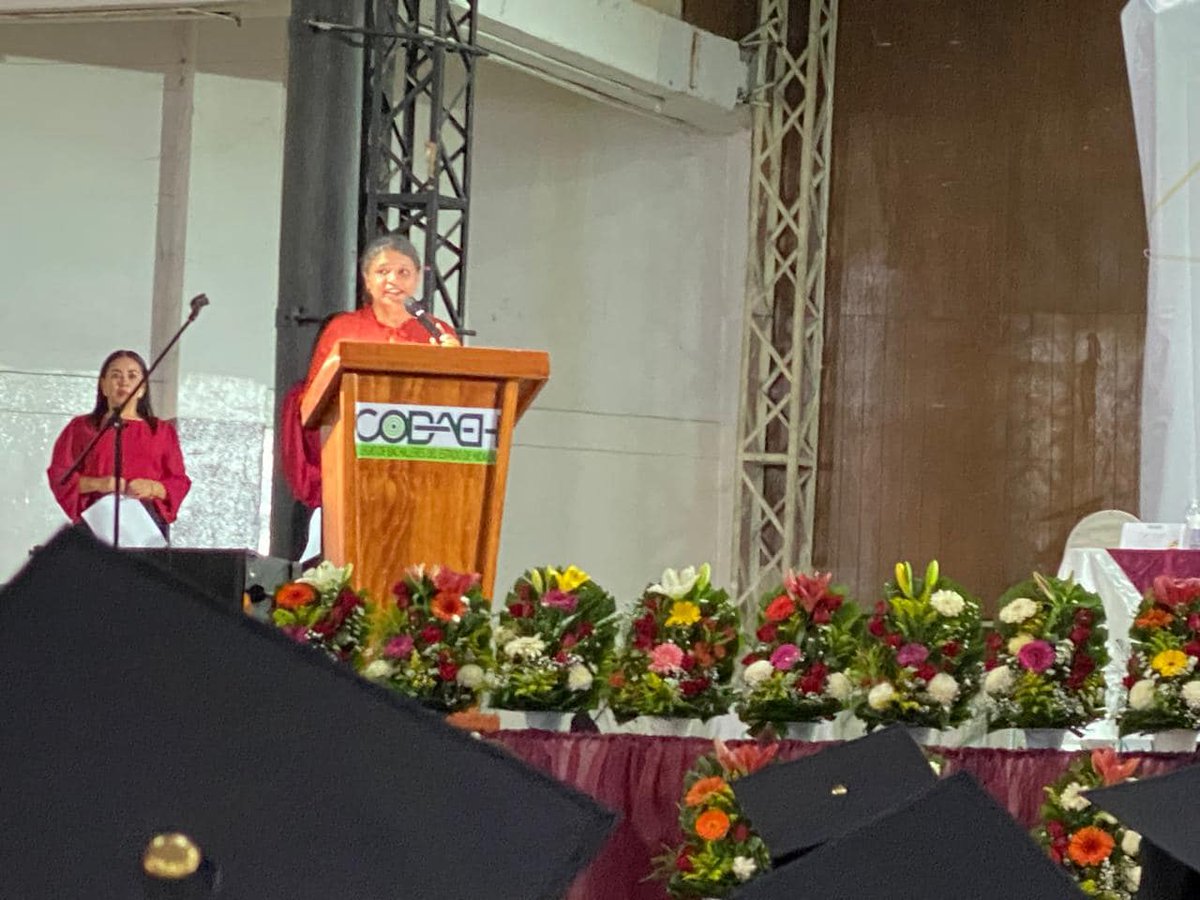 Dra. María Zorayda Robles Barrera tweet media