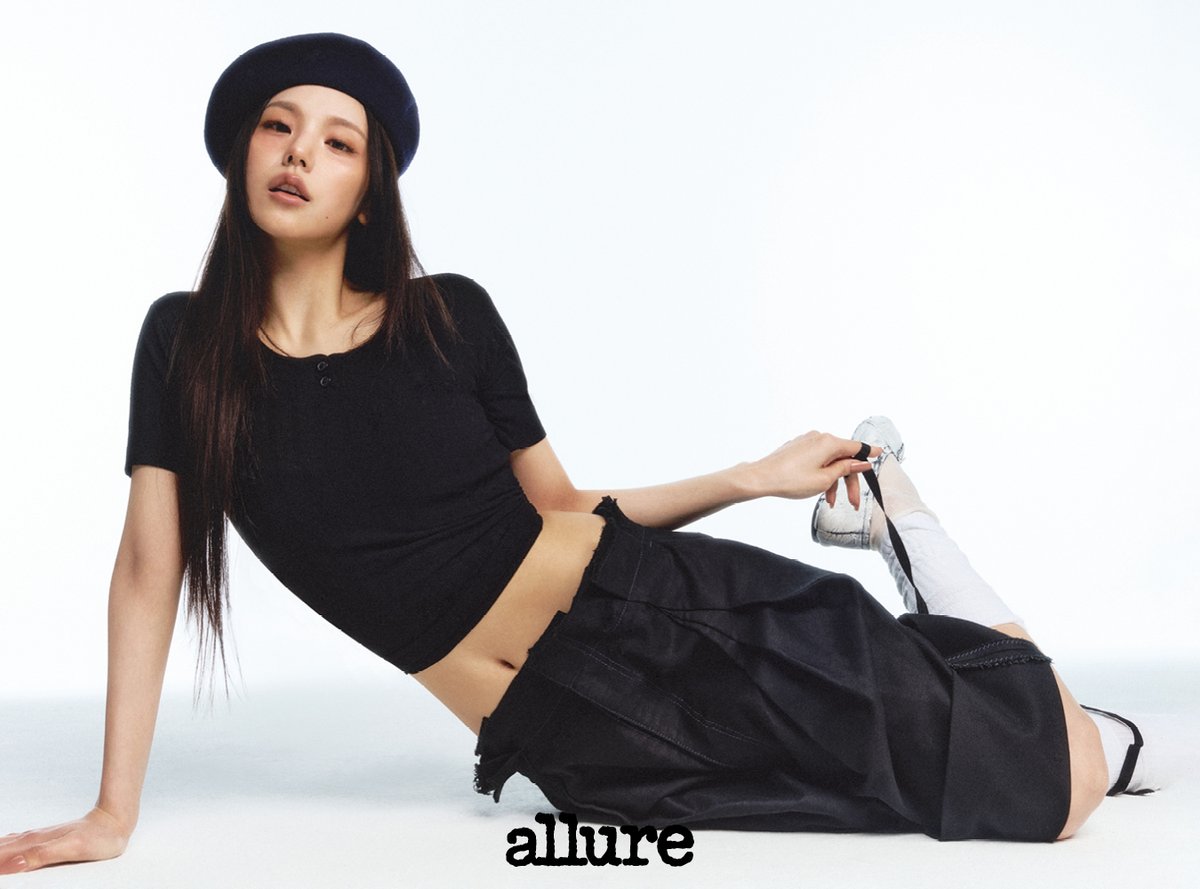 ITZYofficial's tweet photo. YEJI X Allure (2)
Aug, 2024

#ITZY #MIDZY @ITZYofficial
#예지 #YEJI
@allurekorea https://t.co/IkCvt9wh41