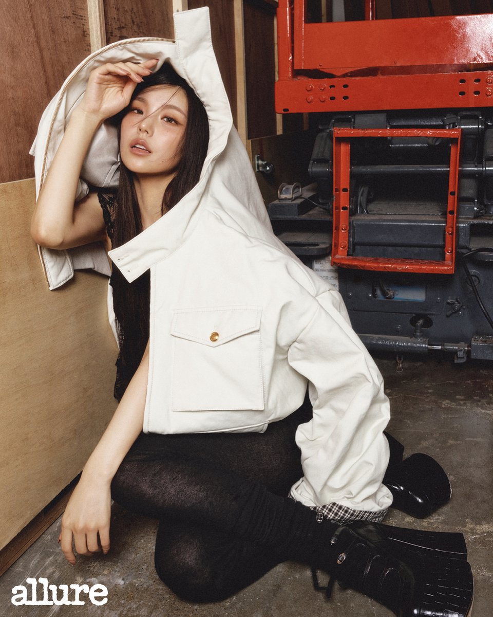ITZYofficial's tweet photo. YEJI X Allure (2)
Aug, 2024

#ITZY #MIDZY @ITZYofficial
#예지 #YEJI
@allurekorea https://t.co/IkCvt9wh41
