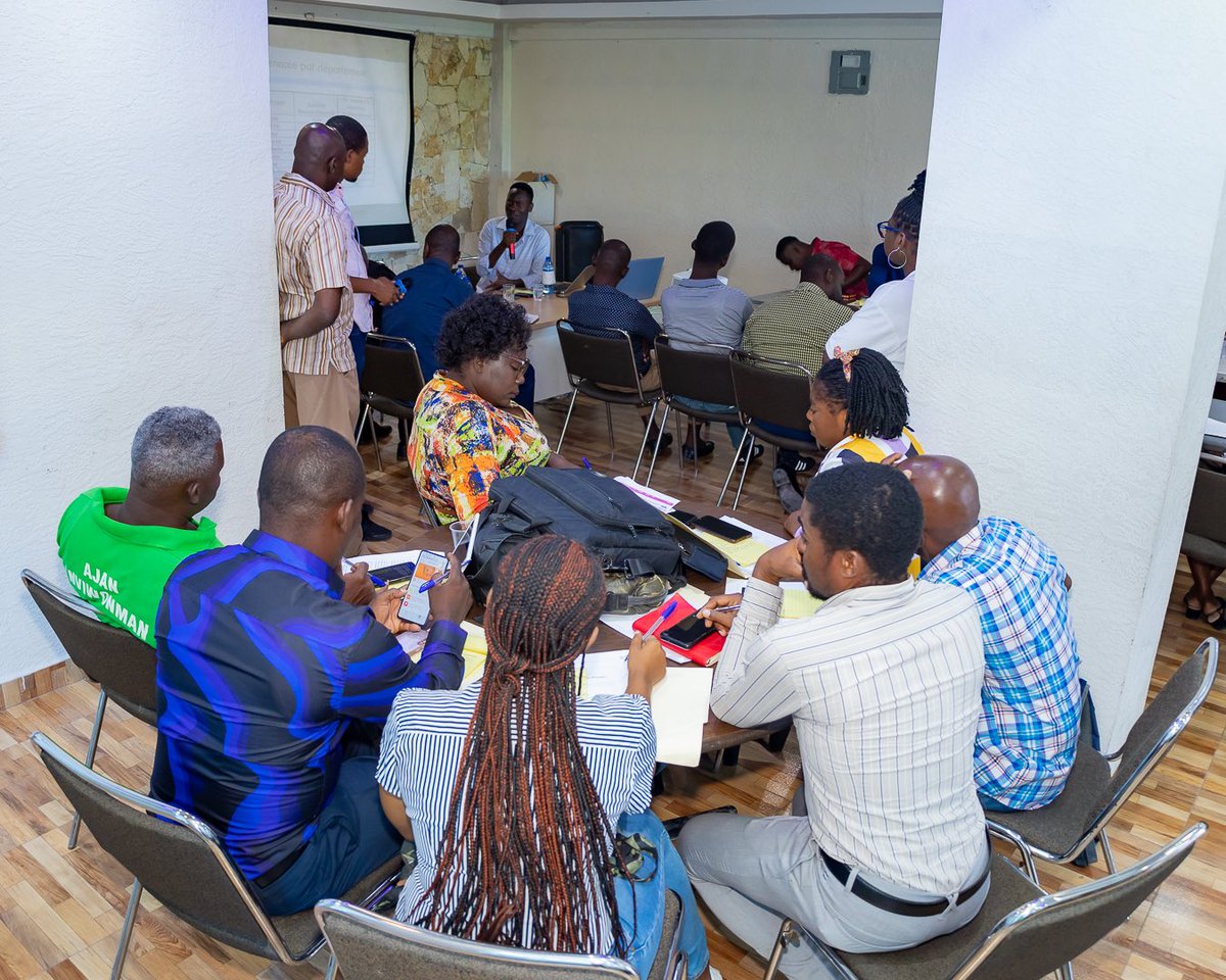 fairworldbuilde's tweet photo. Avec le soutien de l’IFDD, de concert avec le ministère de l’environnement, Fair World Builders a organisé un atelier sur la finance des activités climatiques aux Gonaïves. https://t.co/ViiqZQ3Dxp