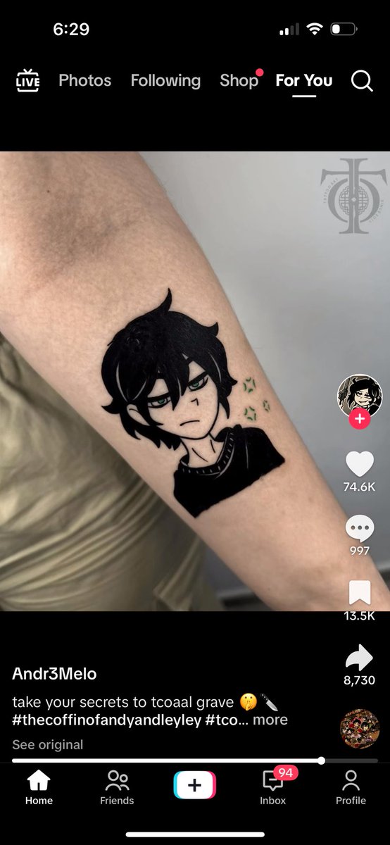 SURV1V4LISM's tweet photo. This single-handedly is the worst tattoo I’ve ever seen in my life https://t.co/V32Nb9Mu7l