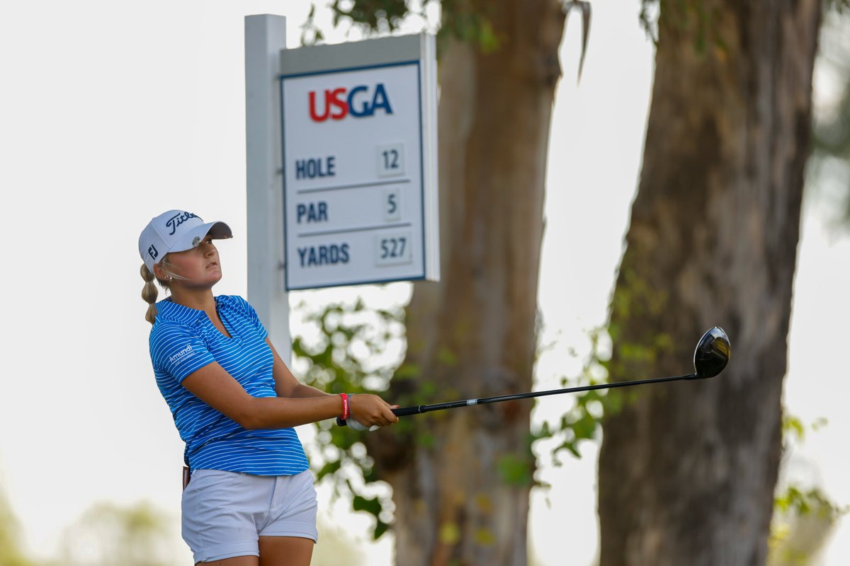 USGA's tweet photo. Gianna Clemente is the first to punch her ticket to the 2024 U.S. Girls' Junior quarterfinals.

Her lifetime match play record in the championship is now 11-2 💪 https://t.co/5pOoqdWPCk