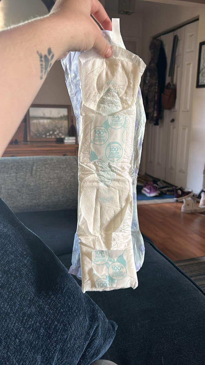 ali ^_−☆ tweet media